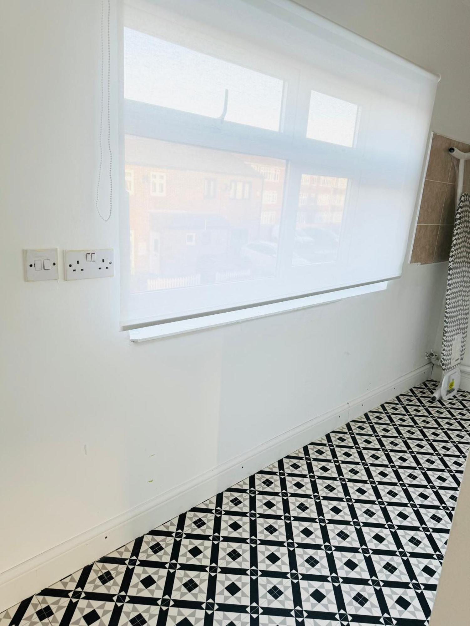 레드브리지 5Br House, Free Parking Offa12, Contractor, Big Families, Relocation 빌라 외부 사진